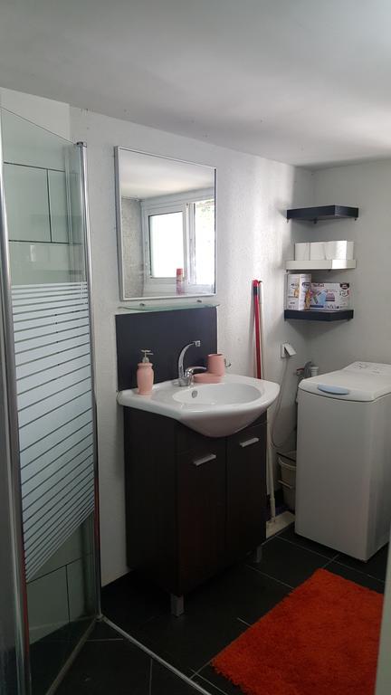 Studio Masaryk Apartment バト・ヤム エクステリア 写真